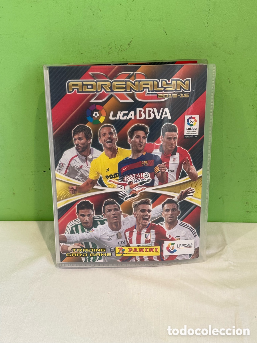 &Aacute;lbum de f&uacute;tbol completo: colecci&oacute;n de 442 cromos Panini Megacracks correspondiente a la temporada 2023-24 de LaLiga