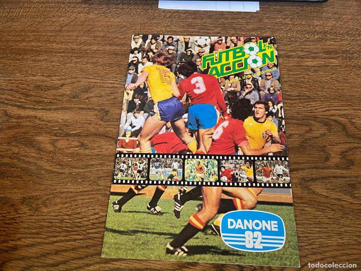 Album de football complet: ALBUM CROMOS FUTBOL VACIO FUTBOL EN ACCION DANONE 82