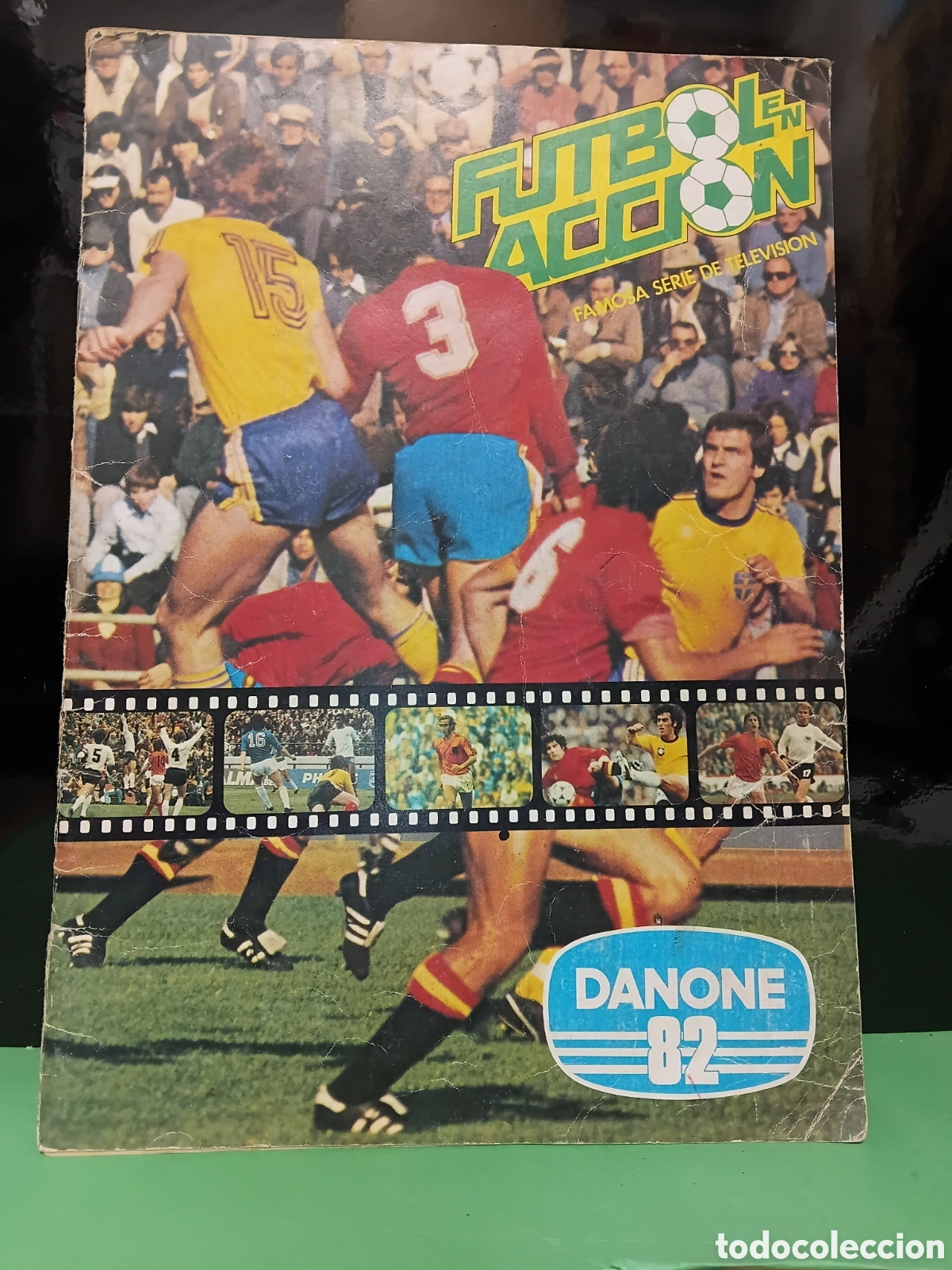 &Aacute;lbum de f&uacute;tbol completo: &Agrave;lbum F&uacute;tbol en acci&oacute;n Danone 82
