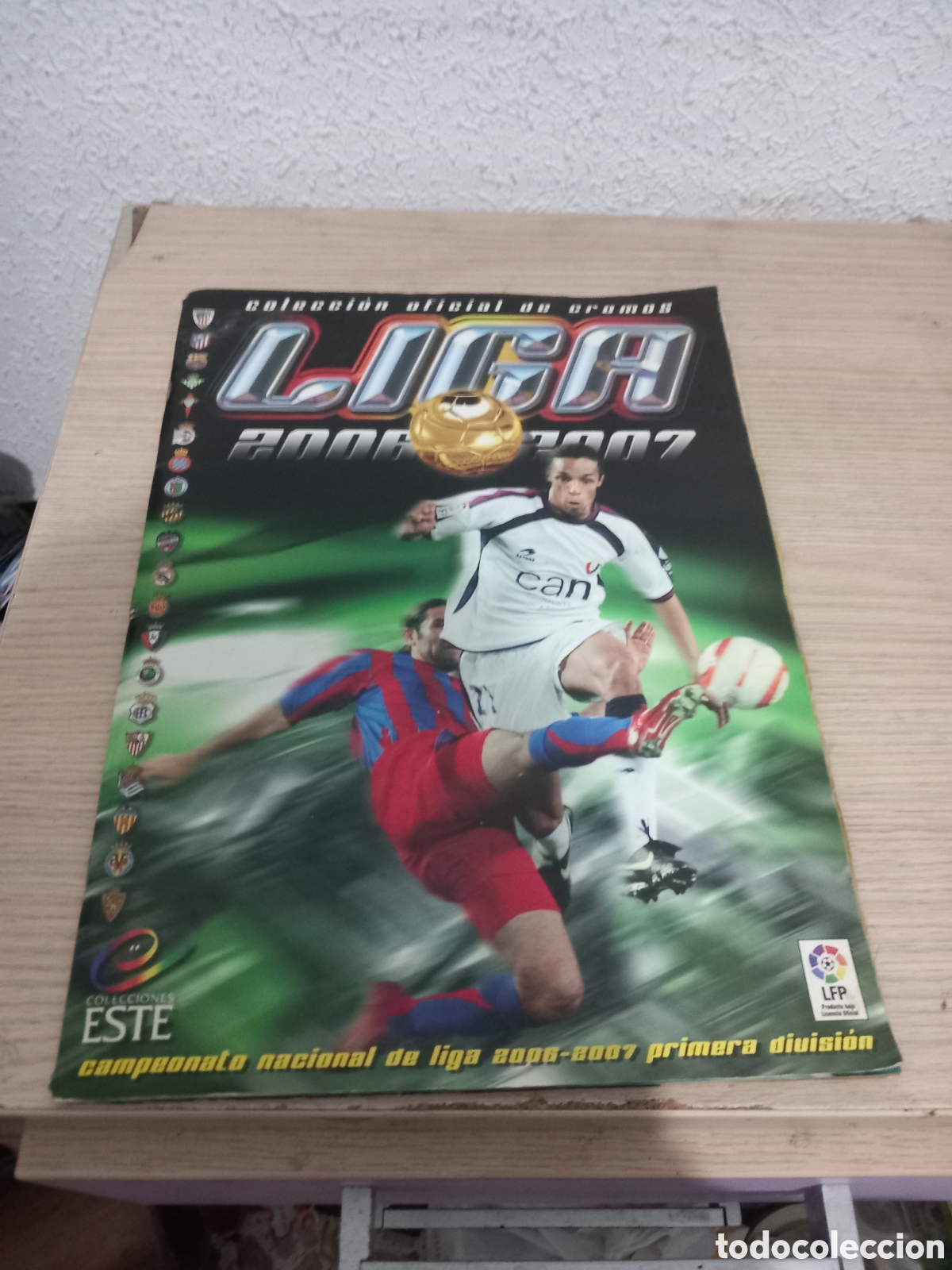 Album de football complet: LIGA 06/07 COMPLETO,,VER FOTOS