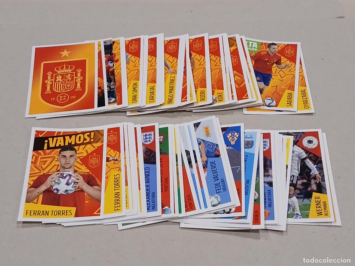 Album de football complet: Colecci&oacute;n completa. Los &iacute;dolos de la Roja, Panini-Carrefour, 2022. Sin pegar, sin &aacute;lbum