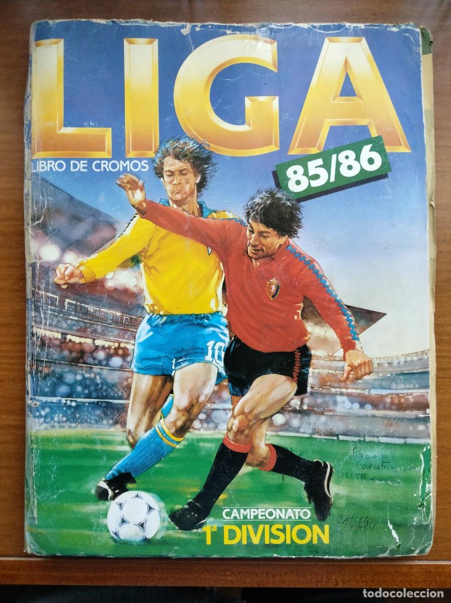 &Aacute;lbum de f&uacute;tbol completo: &Aacute;lbum completo con aprox. 369 cromos con dobles versiones bajas colocas liga Este 85 86
