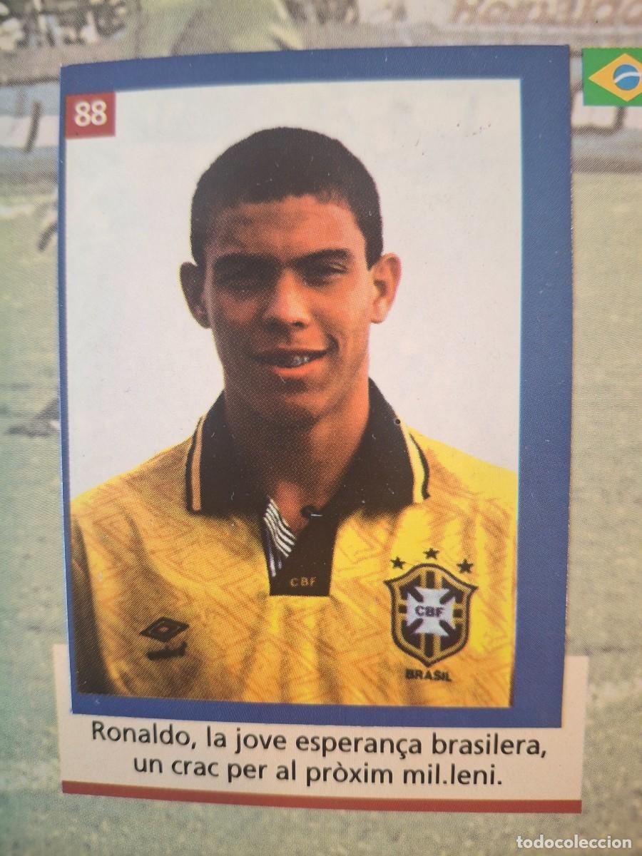 &Aacute;lbum de f&uacute;tbol completo: Les estrelles del m&oacute;n 1994 (El Mundo Deportivo). Pel&eacute;, Cruyff, Maradona, Ronaldo rookie + 2 hojas.