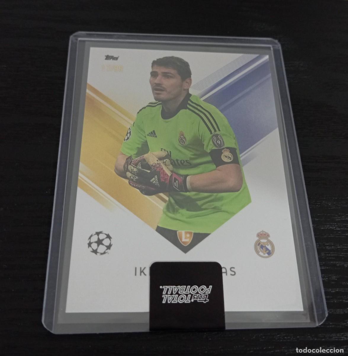 &Aacute;lbum de f&uacute;tbol completo: -TOPPS TOTAL FOOTBALL 25-26 : CASILLAS ( REAL MADRID ) NUMERADA 17/99 . /99