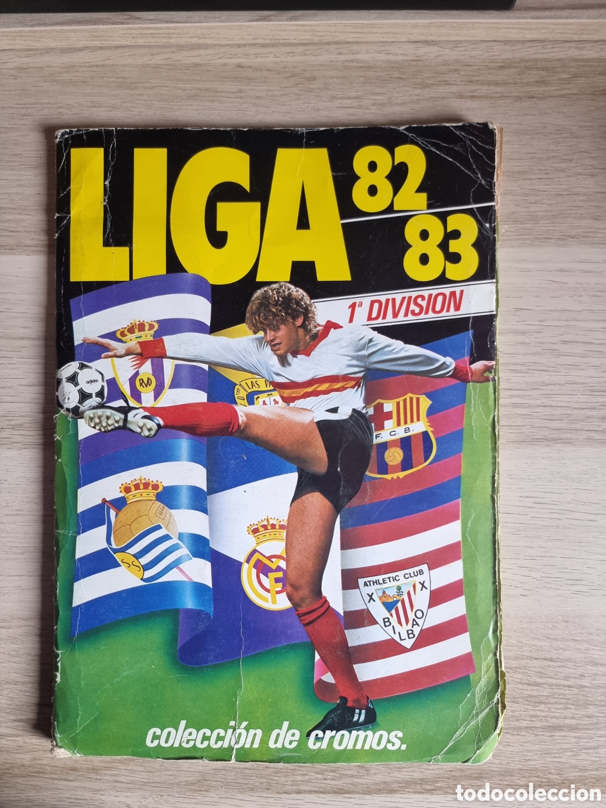 &Aacute;lbum de f&uacute;tbol completo: &Aacute;lbum Liga Este 82/83