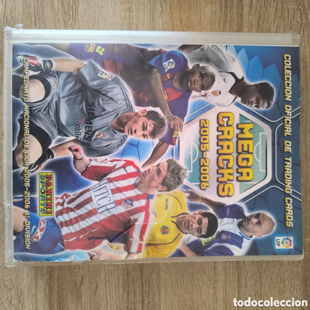 &Aacute;lbum de f&uacute;tbol completo: &Aacute;lbum cromos megacracks 2005-2006, Messi 71BIS, 504 cartas + BIS