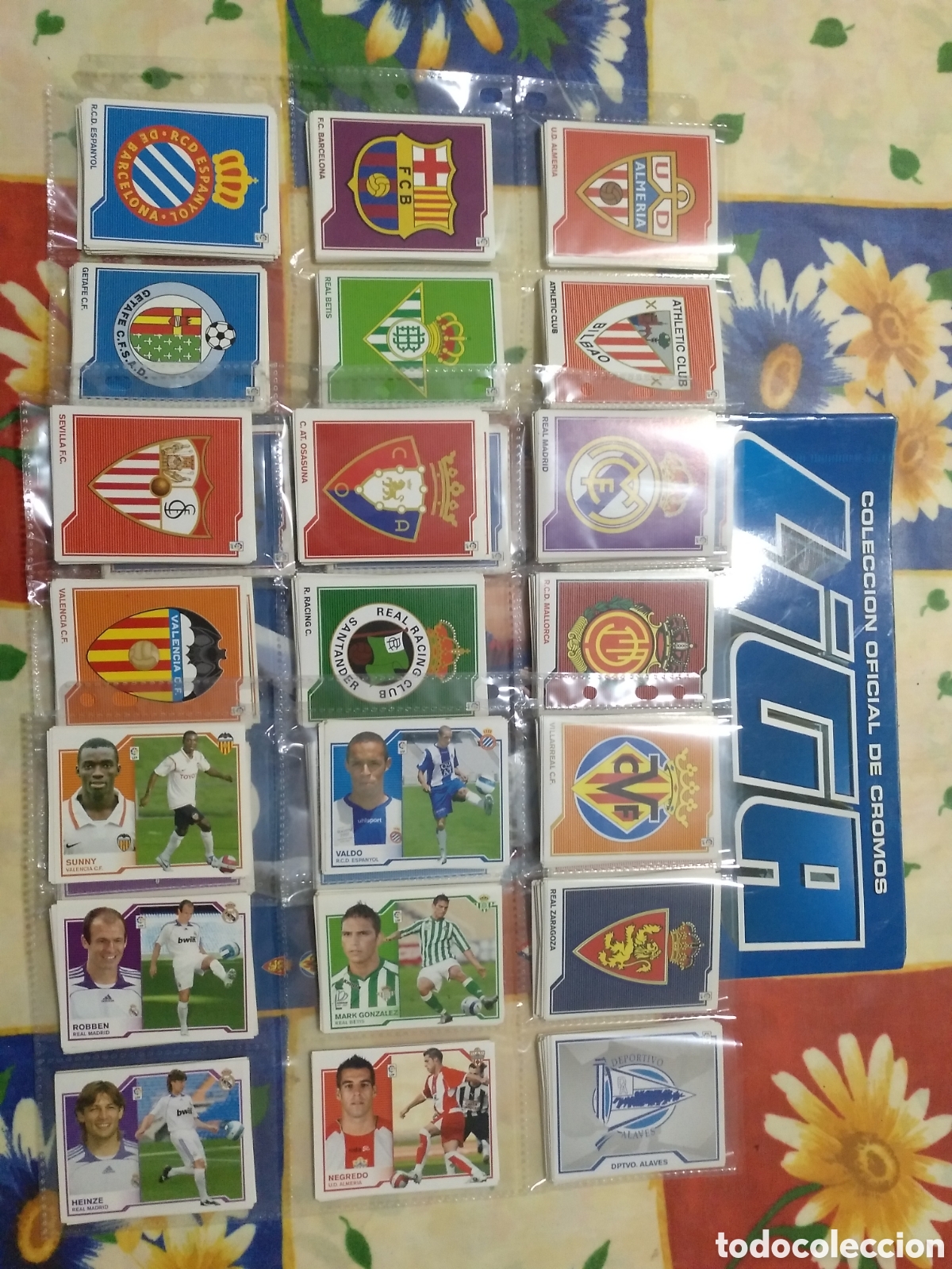 &Aacute;lbum de f&uacute;tbol completo: COLECCI&Oacute;N COMPLETA LIGA ESTE 2007 2008