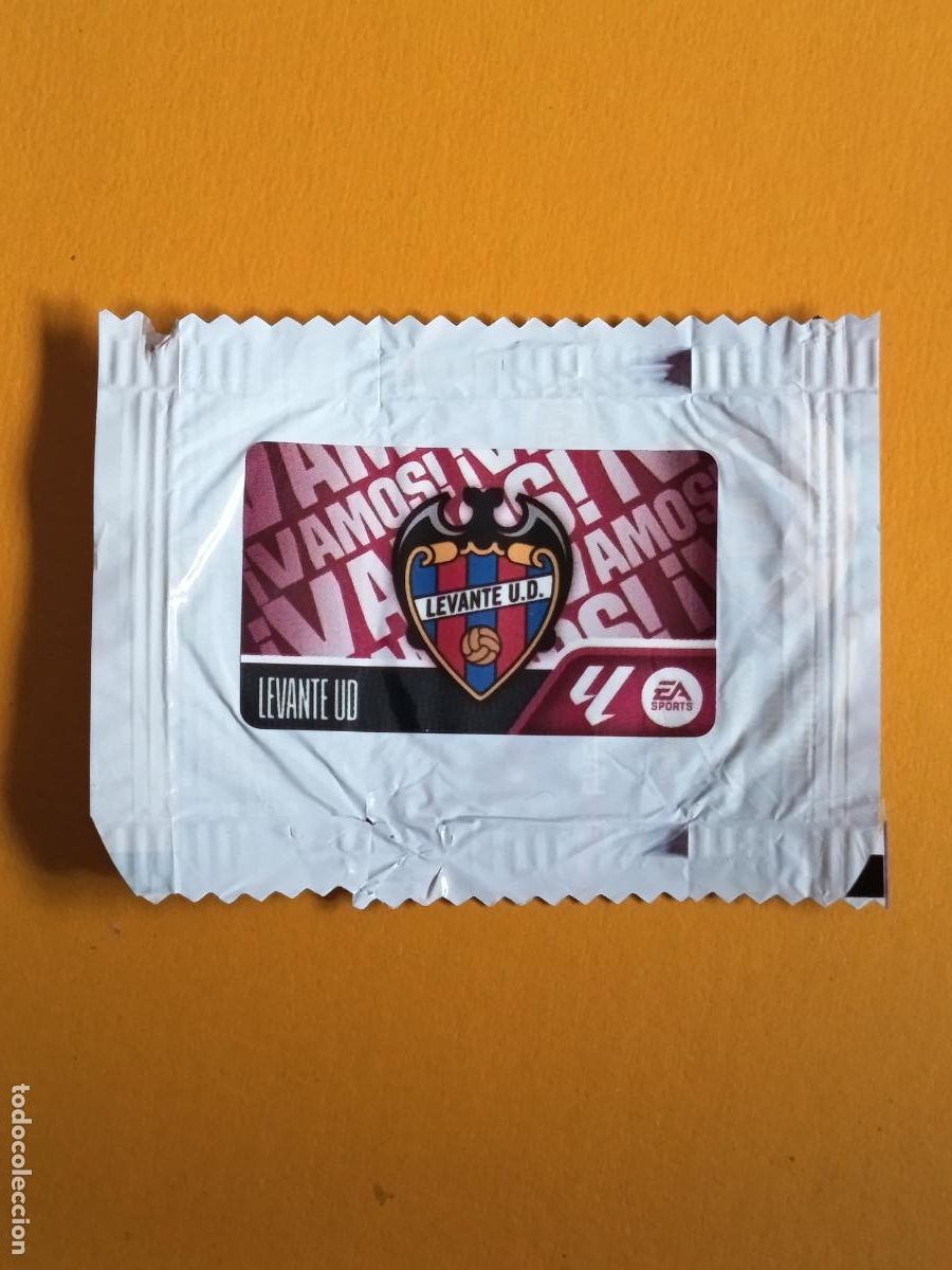 Vollst&auml;ndige Fu&szlig;ballsammelalben: LEVANTE U.D. &iexcl;VAMOS! CHICLE LIGA ESTE 2026-27. PANINI