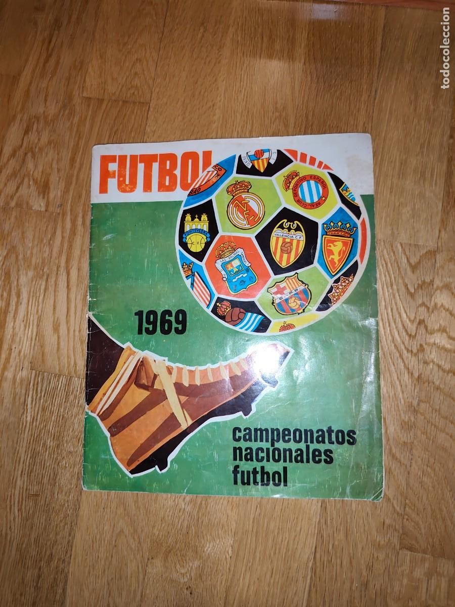 &Aacute;lbum de f&uacute;tbol completo: CAMPEONATOS NACIONALES F&Uacute;TBOL 1968 1969 68 69 . RUIZ ROMERO