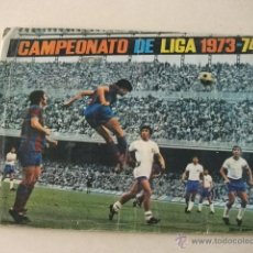Coleccionismo deportivo: ÁLBUM CAMPEONATO DE LIGA 1973-74 – FHER/DISGRA - FALTAN HOJAS CENTRALES