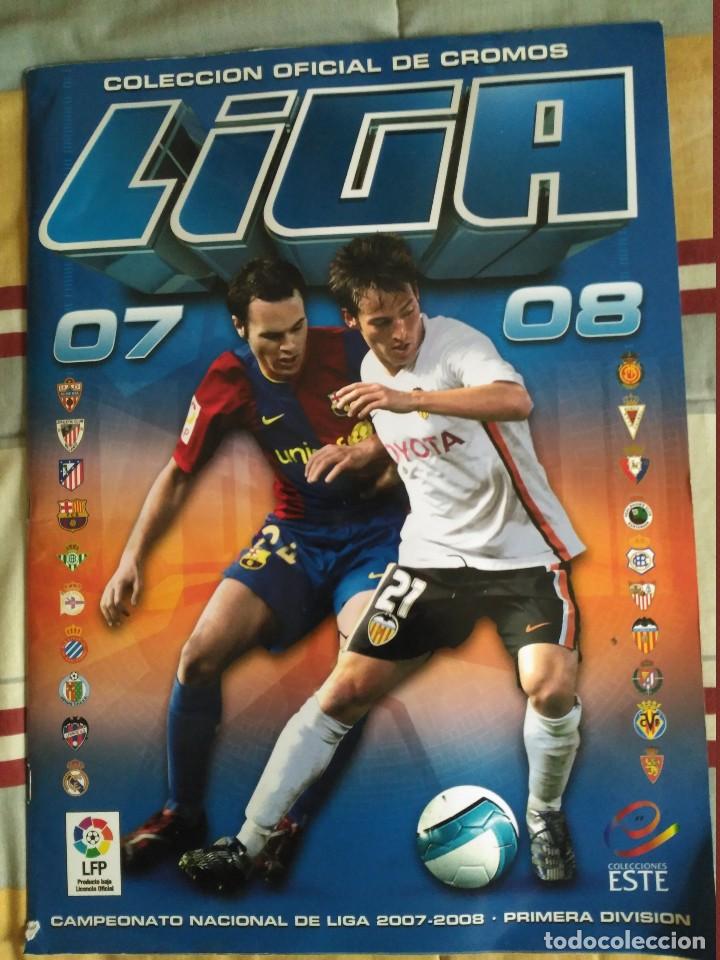 Collectionnisme sportif: album este 2007-2008 con 298 cromos y 20 ultimos fichajes
