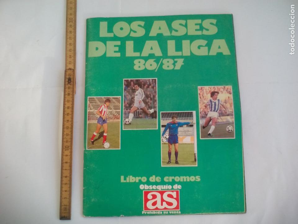 Collectionnisme sportif: ALBUM DE CROMOS DE FUTBOL. LOS ASES DE LA LIGA 86/87, LIBRO DE CROMOS OBSEQUIO DE AS. 1986 / 1987.