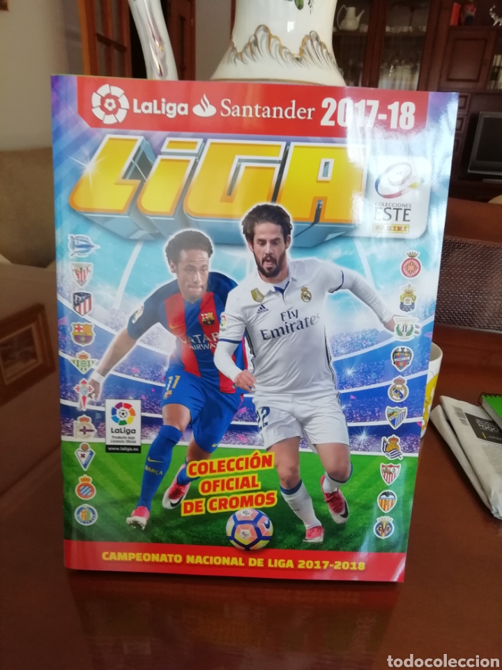 Collectionnisme sportif: Album plancha 2017 2018. vac&iacute;o.