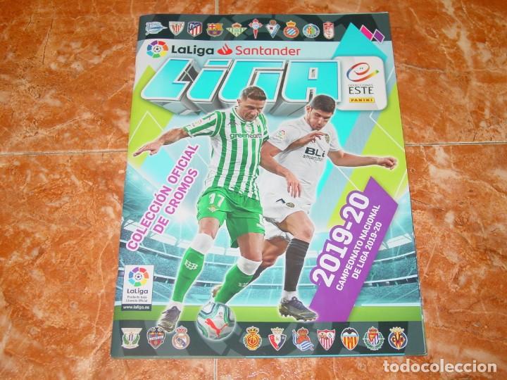 Sports collectibles: &Aacute;lbum LIGA 2019 - 20, editado por ESTE - PANINI, vac&iacute;o a estrenar, promocional, con 6 cromos