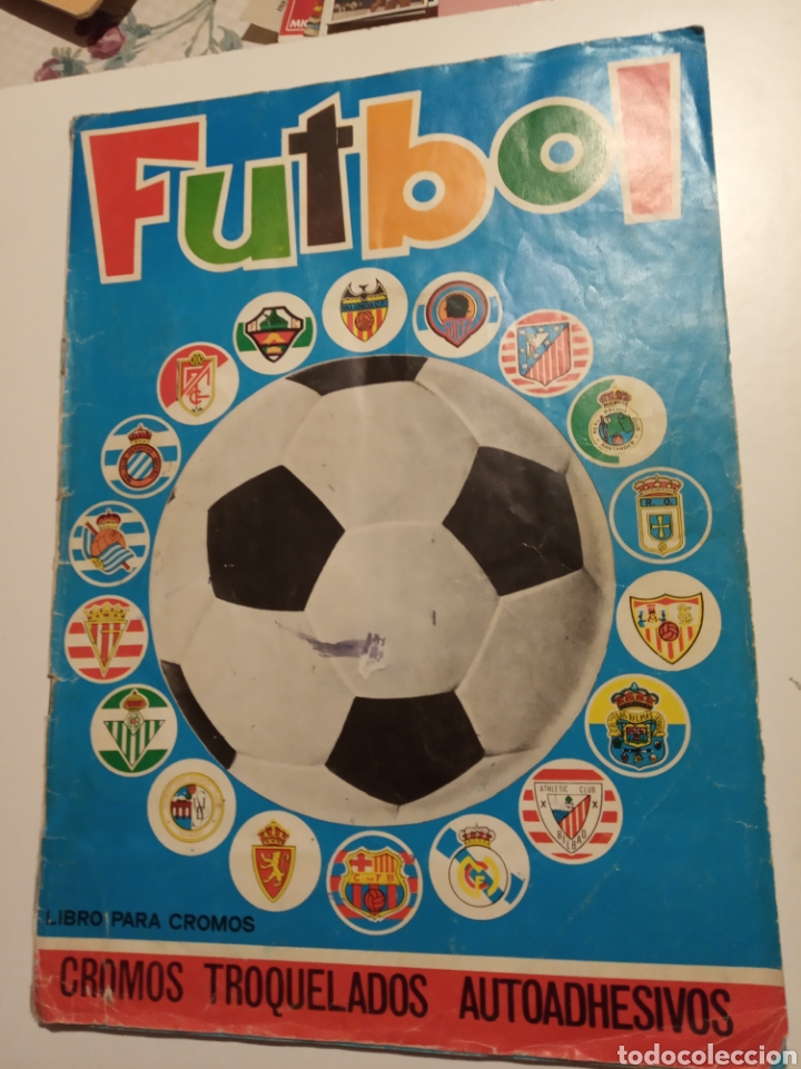 Collectionnisme sportif: Album de cromos futbol troquelado