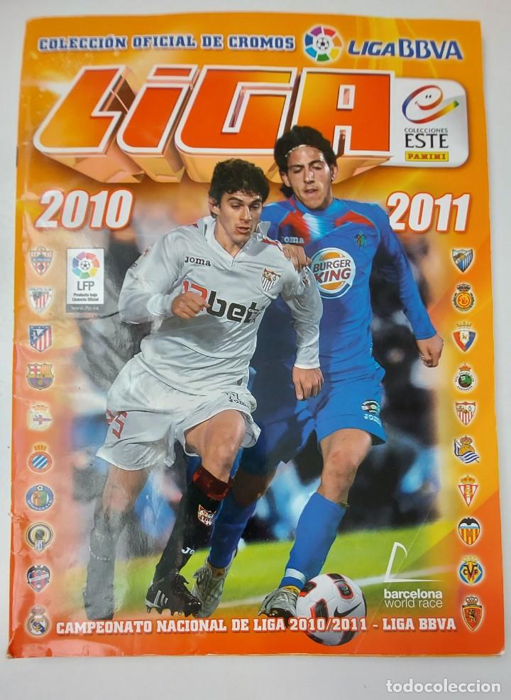 Colecionismo desportivo: ALBUM LIGA 2010 2011 PANINI ESTE - INCOMPLETO CON POCOS CROMOS -