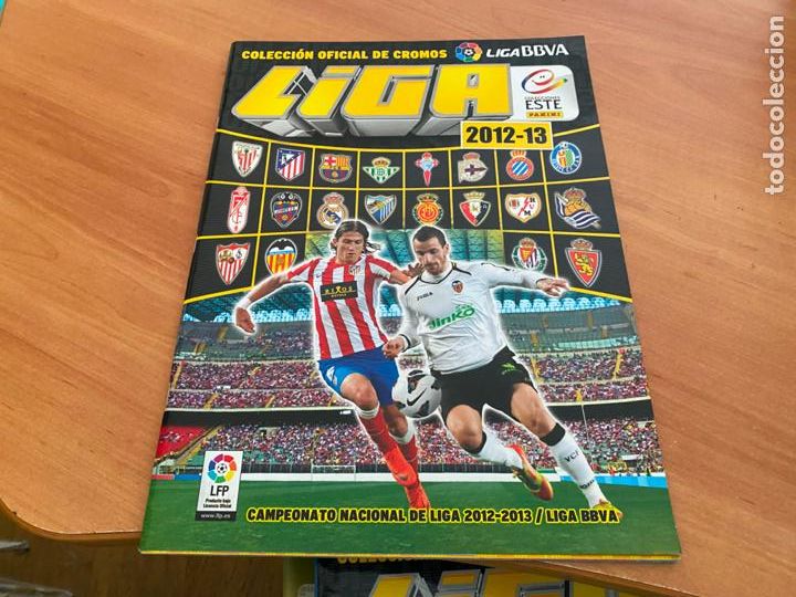 Collezionismo sportivo: LIGA 2012 2013 ALBUM VACIO ESTE CON 2 LAMINAS DE CROMOS POR PEGAR (AB-4)