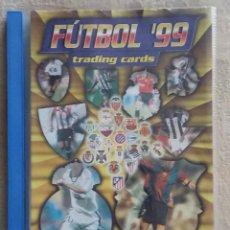 Coleccionismo deportivo: FÚTBOL 99 - PANINI - ARCHIVADOR CON 324 CARDS ( COMPLETO SIN FICHAJES ) - 56 XAVI BARCELONA ROOKIE ). Lote 309040748