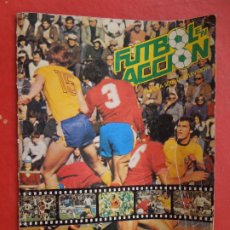 Coleccionismo deportivo: FUTBOL EN ACCCION FAMOSA SERIE DE TELEVISION - DANONE 82 ALBUM COMPLETO