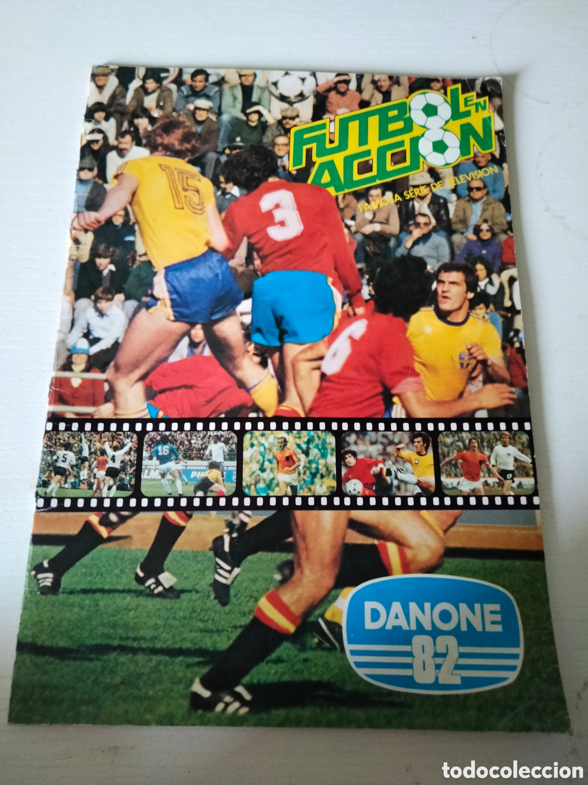 Colecionismo desportivo: Album incompleto F&uacute;tbol en acci&oacute;n. Danone 82