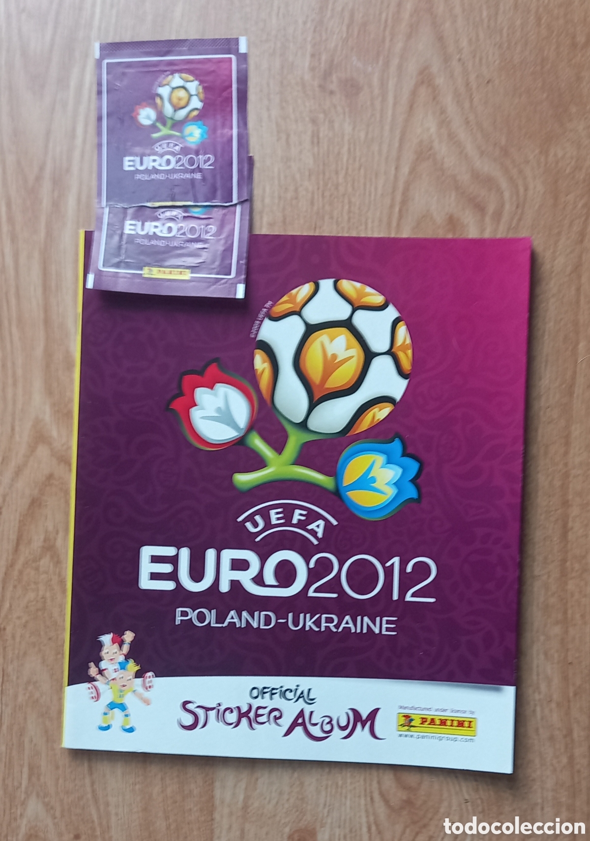 Collezionismo sportivo: ALBUM EURO 2012 POLONIA UKRANIA CON 15 CROMOS PEGADOS Y 2 SOBRES VACIOS NUEVO