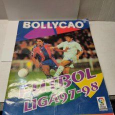 Coleccionismo deportivo: ALBUM BOLLYCAO LIGA 97/98 CON 95 CROMOS ALGUNOS INTERESANTES
