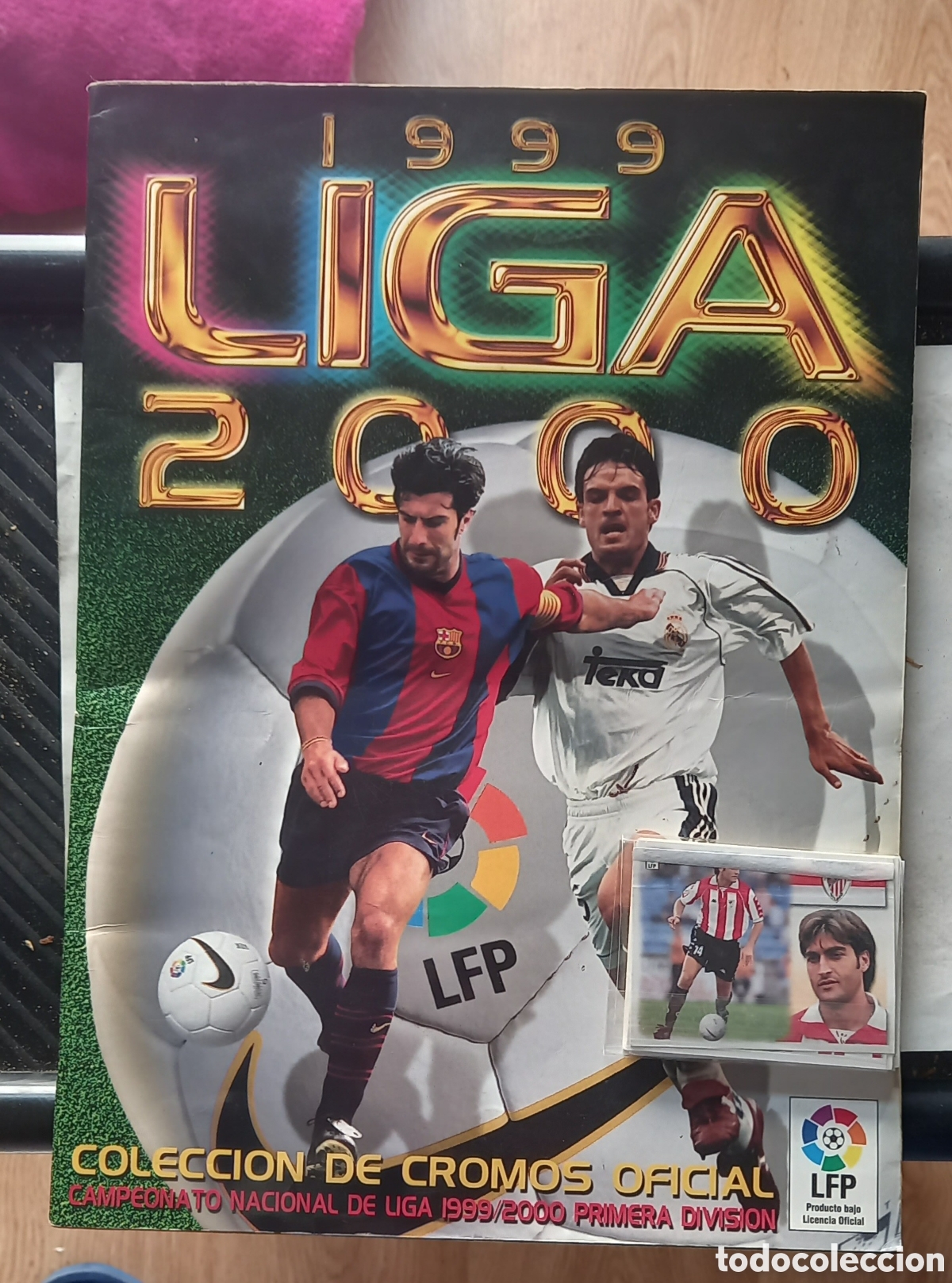 Collezionismo sportivo: ALBUM ESTE 99/00 CON 407 CROMOS 28 DE ELLOS SIN PEGAR 39 BAJAS Y 18 UF