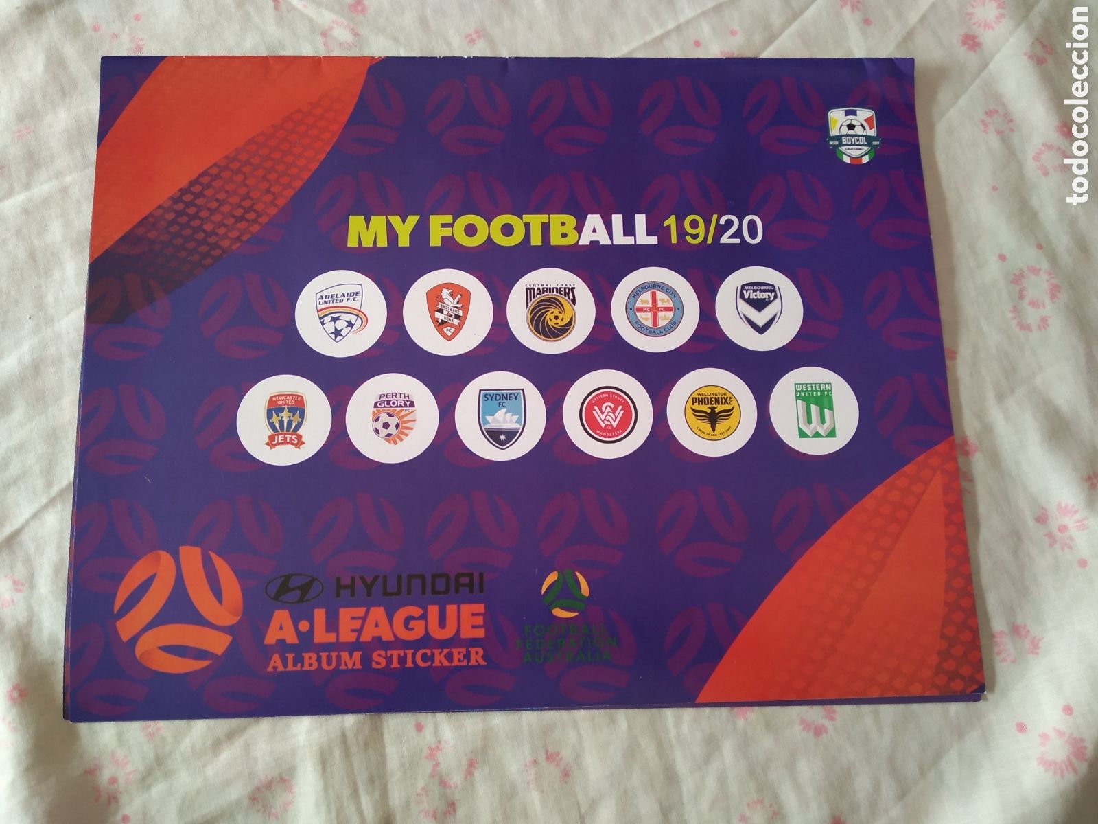 Collezionismo sportivo: ALBUM VAC&Iacute;O CROMO FUTBOL 19-20 LIGA AUSTRALIA LEAGUE 2019-2020 BOYCOL COLECCIONES COLOMBIA