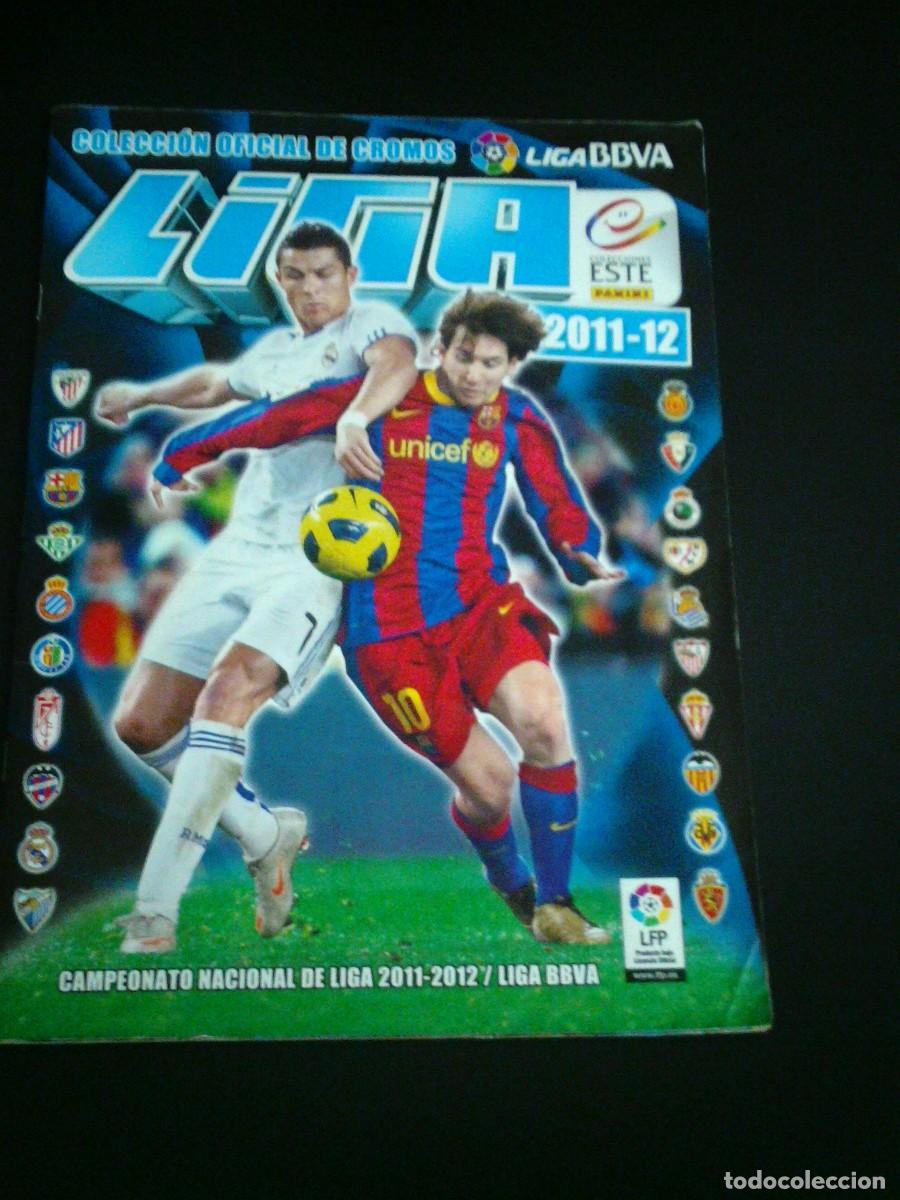 Sports collectibles: ALBUM LIGA 2011- 2012 - CON 328 CROMOS - MUY BUEN ESTADO - PANINI - INCOMPLETO - CJ 210