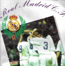 Coleccionismo deportivo: ANTIGUO ALBUM DEL REAL MADRID CON 93 CROMOS