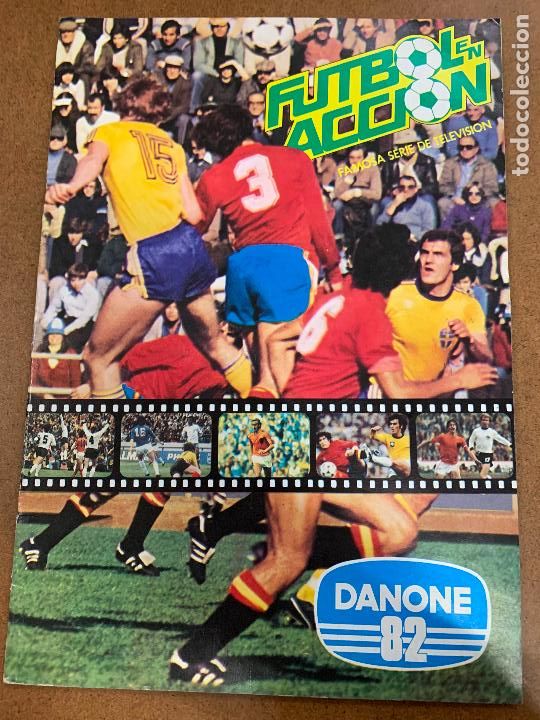 Coleccionismo deportivo: Antiguo album de cromos FUTBOL EN ACCION. DANINE 82. Naranjito. Todo fotografiado