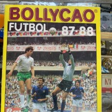 Coleccionismo deportivo: ALBUM CROMOS FUTFOL 87-88 BOLLYCAO (FALTAN 5)