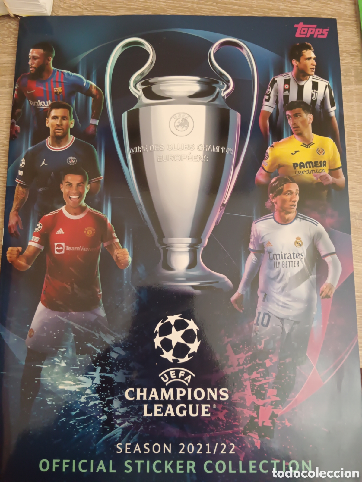 Collectionnisme sportif: Topps UEFA Champions League 2021 2022 21 22 album vac&iacute;o