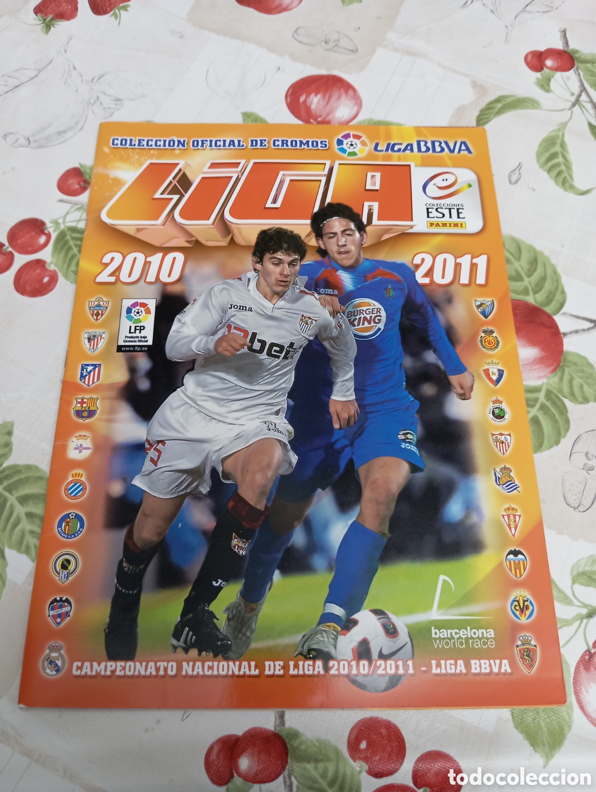 Coleccionismo deportivo: ALBUM CROMOS 2010 2011 Liga Este 10 11