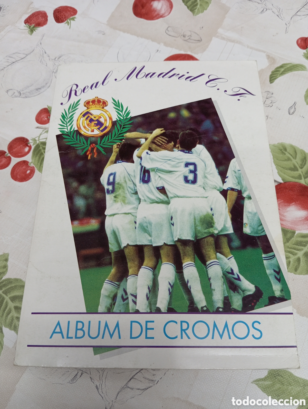 Coleccionismo deportivo: ALBUM REAL MADRID MAGIC BOX