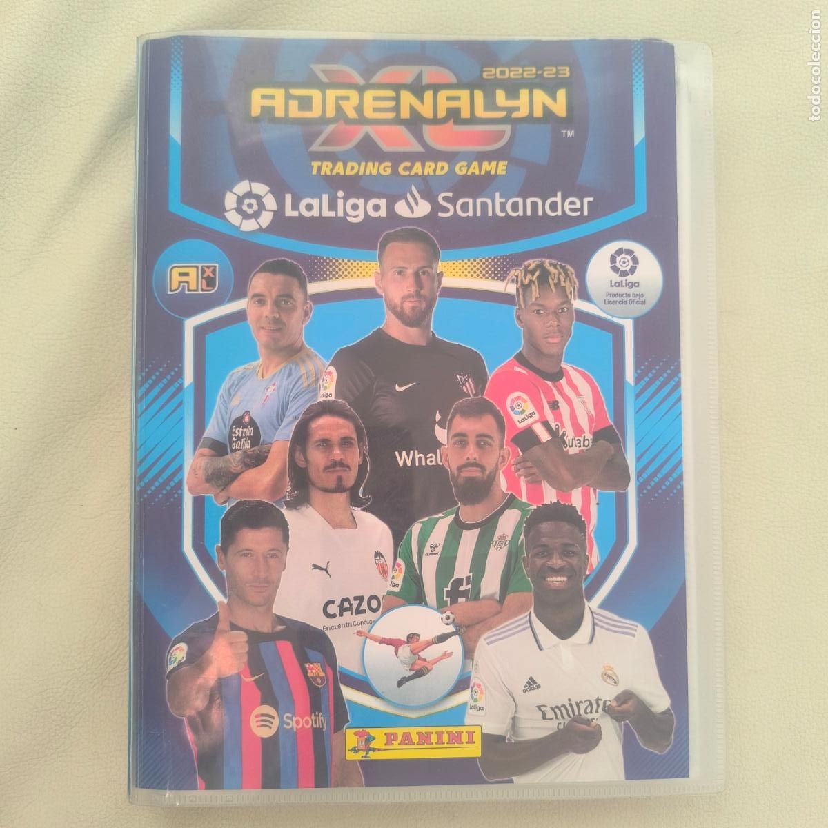 Coleccionismo deportivo: ALBUM ARCHIVADOR ADRENALYN 2022-23 CON 593 CARDS SIN REPETIR 22-23 momentum lewandowsky revelaci&oacute;n o