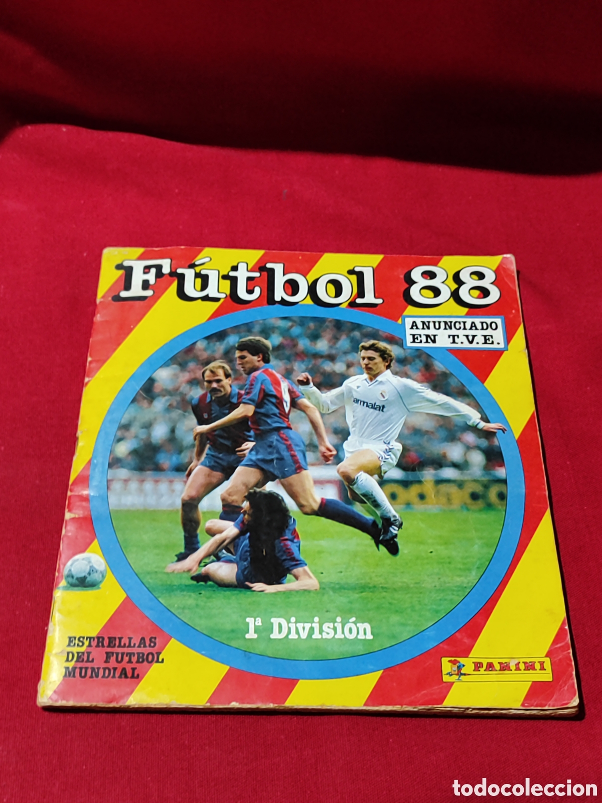 Coleccionismo deportivo: Antiguo album futbol 88 de Panini a falta de 45 de los 409 cromos