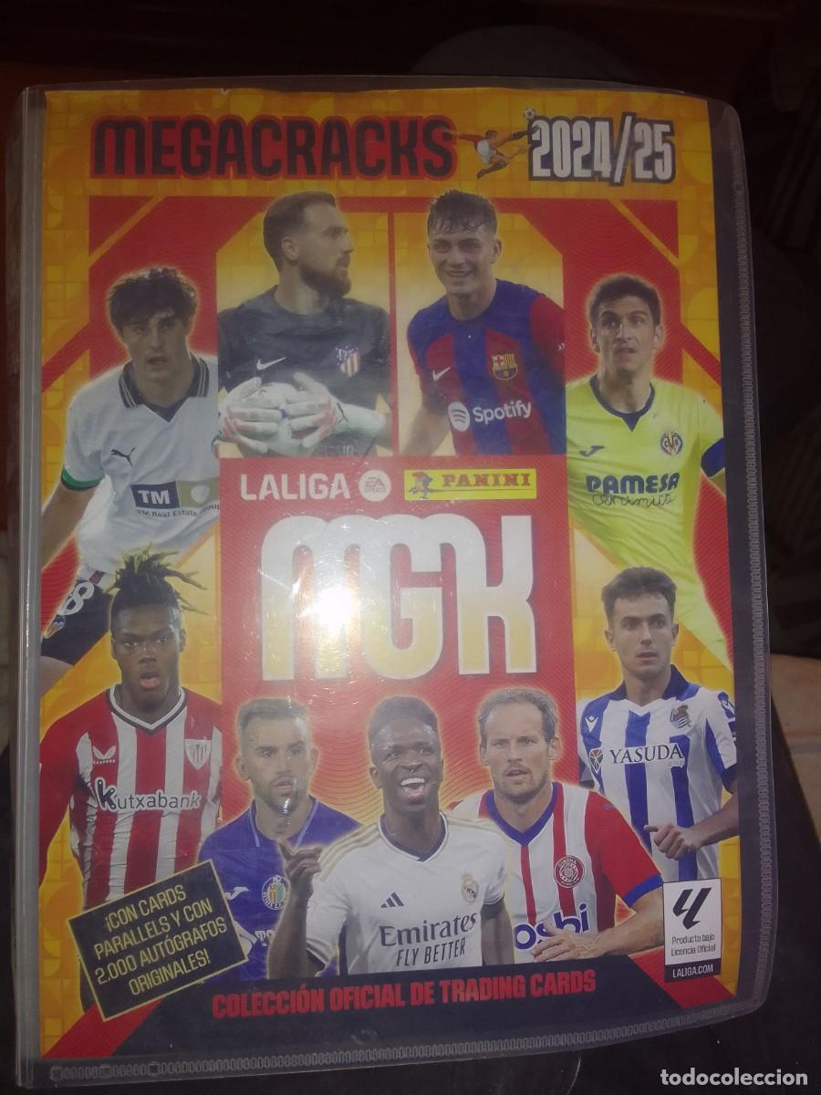 Sports collectibles: Archivador megacracks 2024/25con 24 cromos