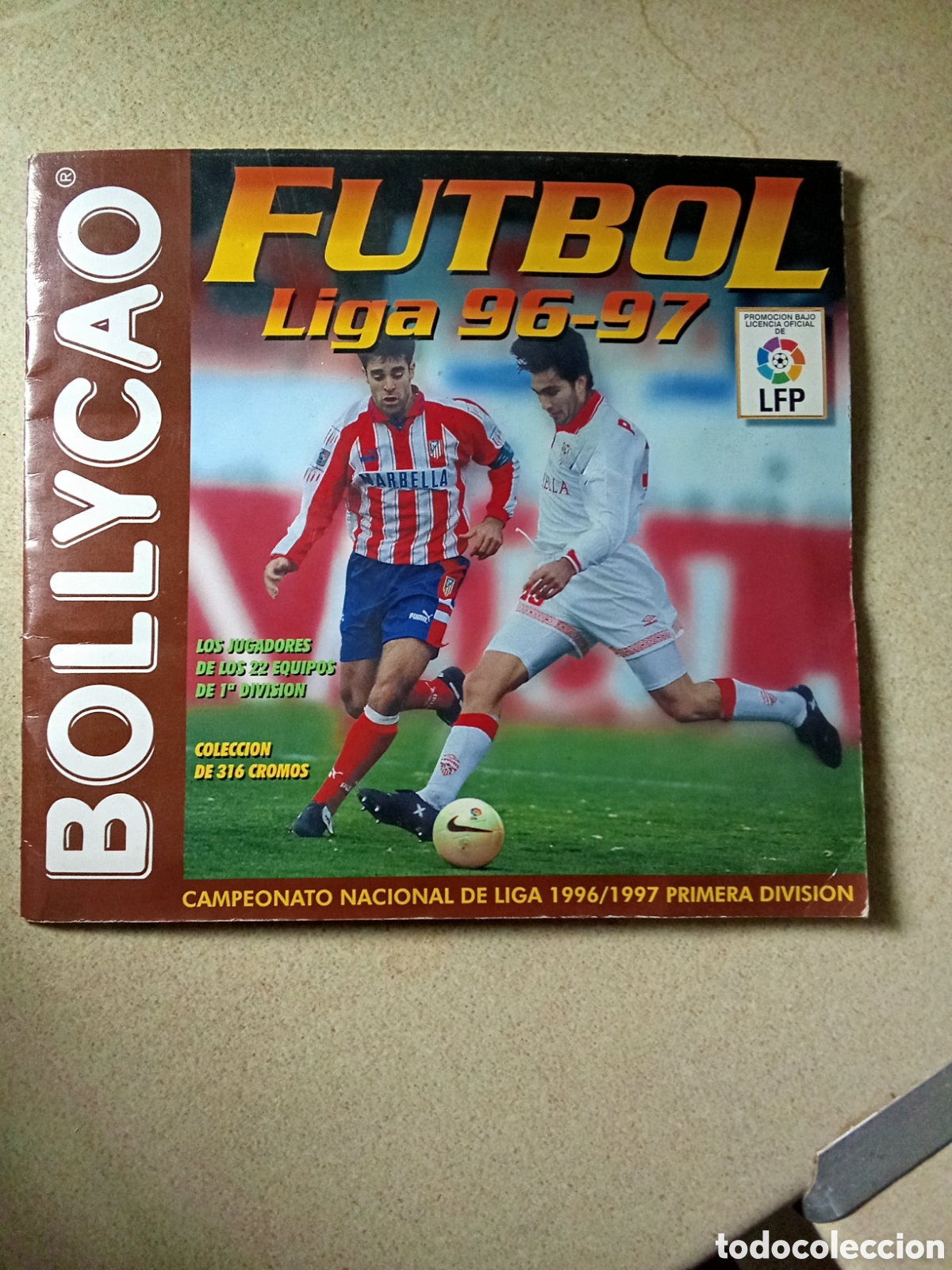 Colecionismo desportivo: ALBUM BOLLYCAO FUTBOL LIGA 96 97 COMPLETO MENOS 9 CROMOS INCLUYE A CARLOS DEL SEVILLA