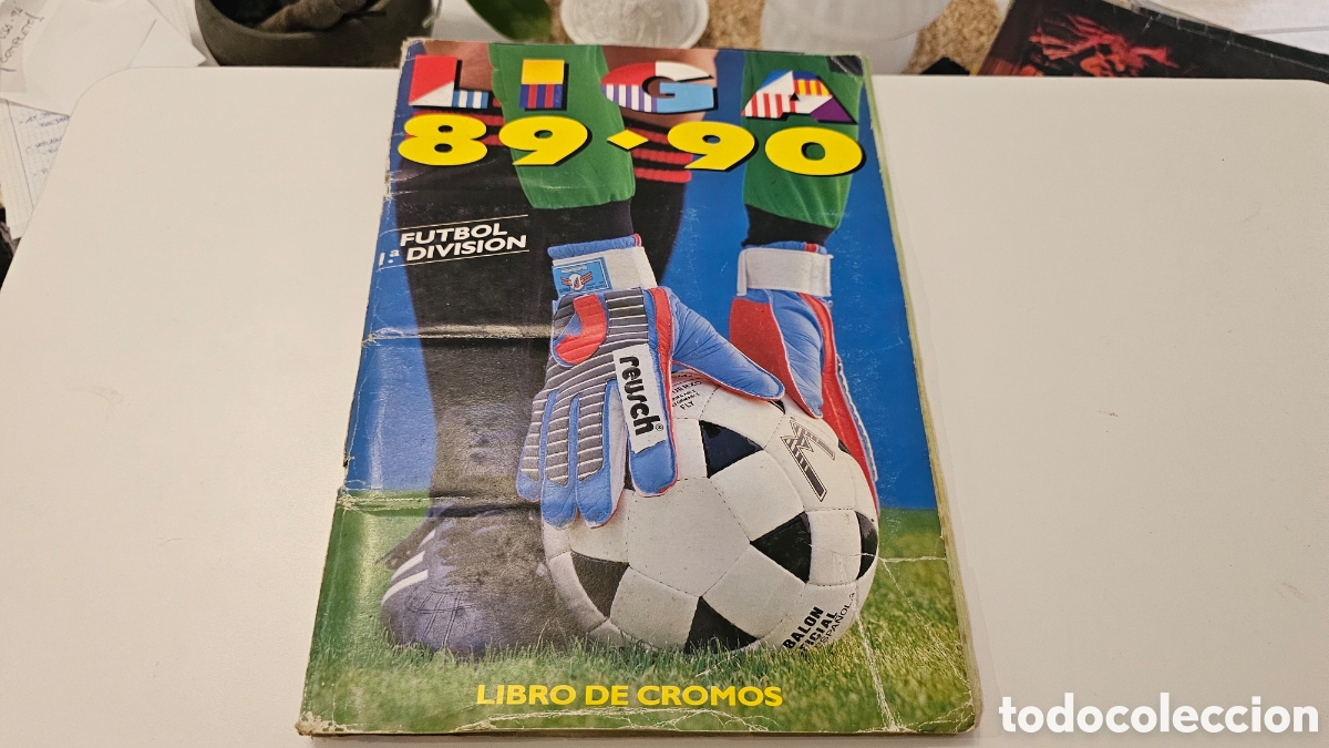 Collectionnisme sportif: &Aacute;lbum de cromos de f&uacute;tbol liga 89 /90