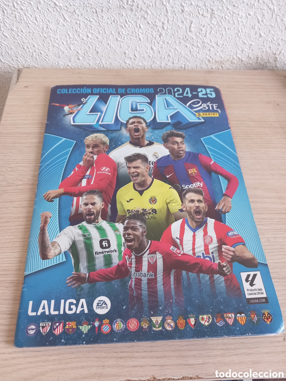 Coleccionismo deportivo: LIGA 24/25 ,A FALTA DE 74 CROMOS