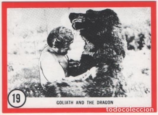 Colecionismo desportivo: Cromo E01095: Album 3-Famous Monsters Series, Card n&ordm; 19. Goliath and the Dragon - CAPTAIN CO.,