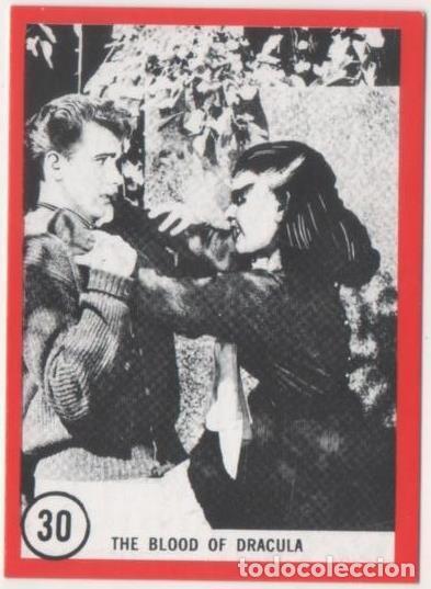 Sammelleidenschaft Sport: Cromo E01106: Album 3-Famous Monsters Series, Card n&ordm; 30. The Blood of Dracula - CAPTAIN CO.,