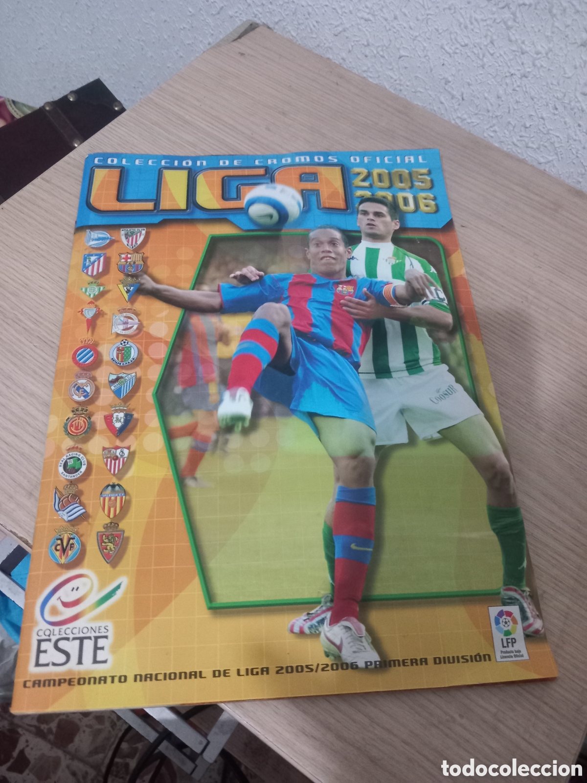 Coleccionismo deportivo: LIGA ESTE 05/06 CON 262 CROMOS,,VER FOTOS