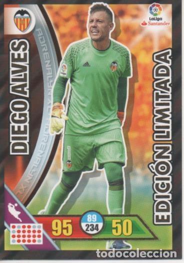 Colecionismo desportivo: Cromo E002845: Trade Card Game Adrenalyn. Liga 2016-17, Edici&oacute;n Limitada. Diego Alves. Valencia C.F.