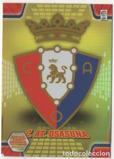 Coleccionismo deportivo: Cromo E00471: Album 2-Mega Cracks 2010-11, Escudo C.AT. Osasuna - LFP