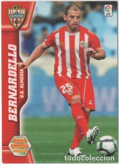 Collectionnisme sportif: Cromo E00443: Album 1-Mega Cracks 2010-11, Bernardello: U. D Almer&iacute;a. Medio - LFP