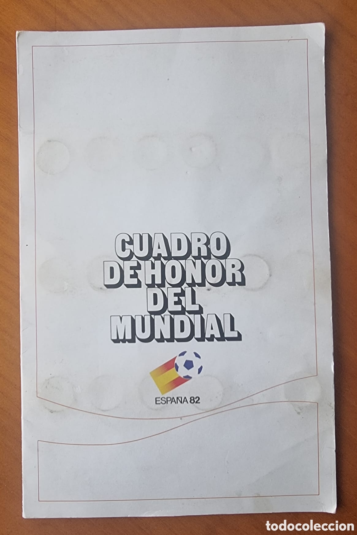 Coleccionismo deportivo: &Aacute;lbum Mundial 82 Coca Cola Maradona a falta de dos ved fotos