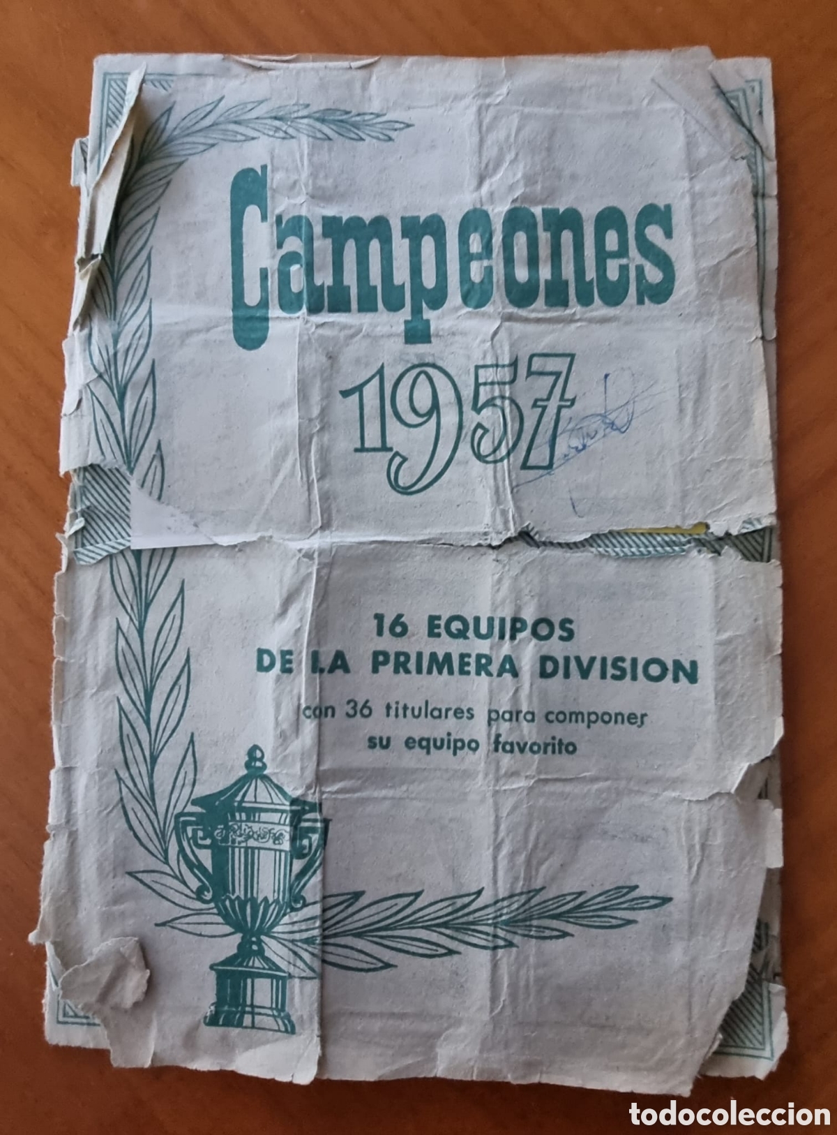 Coleccionismo deportivo: &Aacute;lbum f&uacute;tbol Campeones 1957 incompleto 180 cromos ved fotos