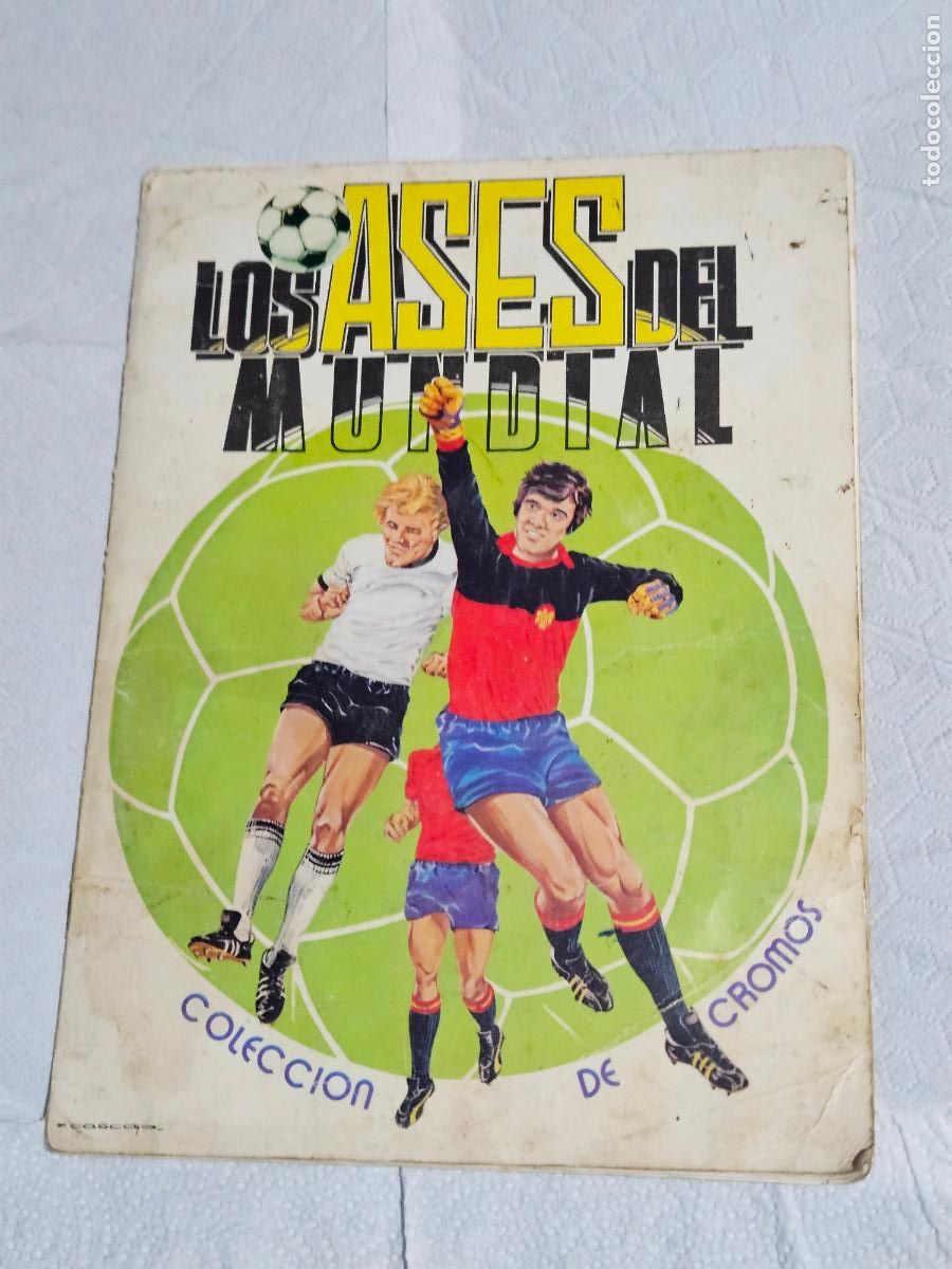 Coleccionismo deportivo: ALBUM DE CROMOS LOS ASES DEL MUNDIAL 82. EDITORIAL VENLICO muchos cromos